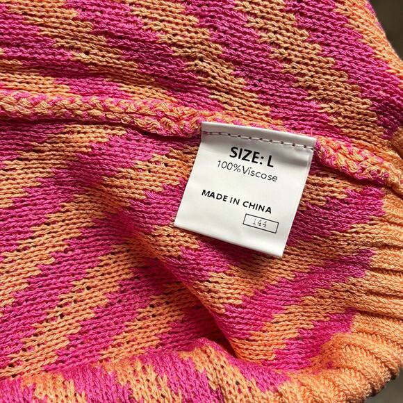 Pink and Tan Knit Vest - Picture 6 of 6